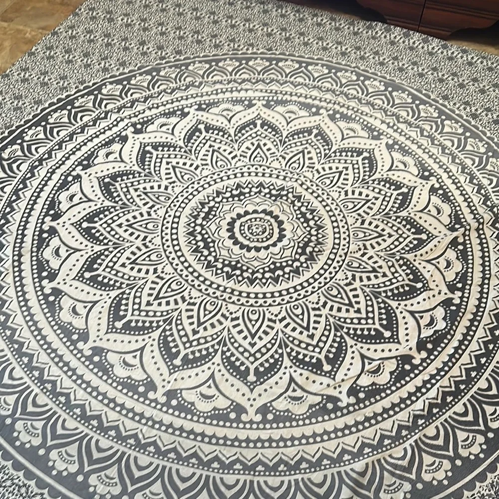 Mandala Tapestry Wall Hanging - Blue with kinda gray and White new with out tag